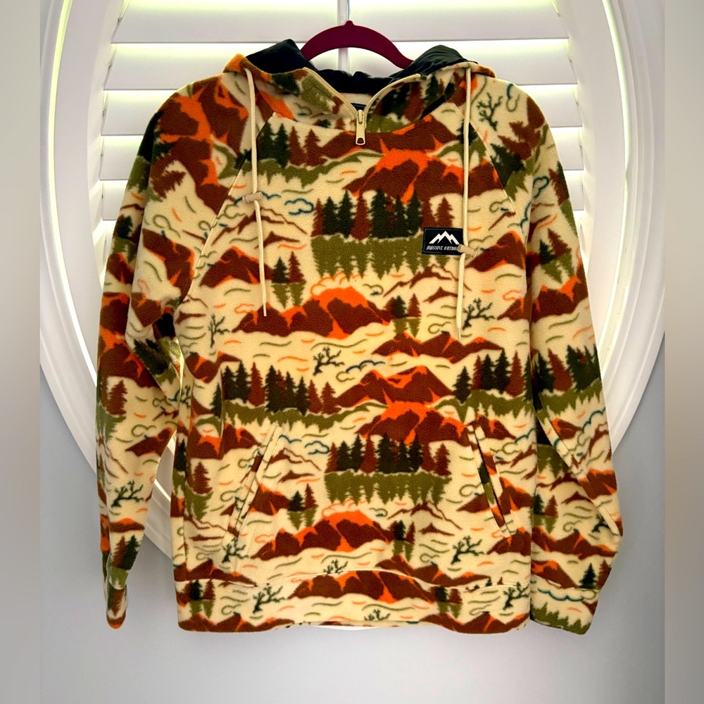 Massive Outdoor size small mountains outdoor fleece pullover jacket
